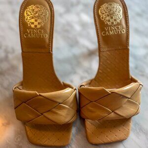 Vince Camuto Tan Braided Slide Sandals – Size 5